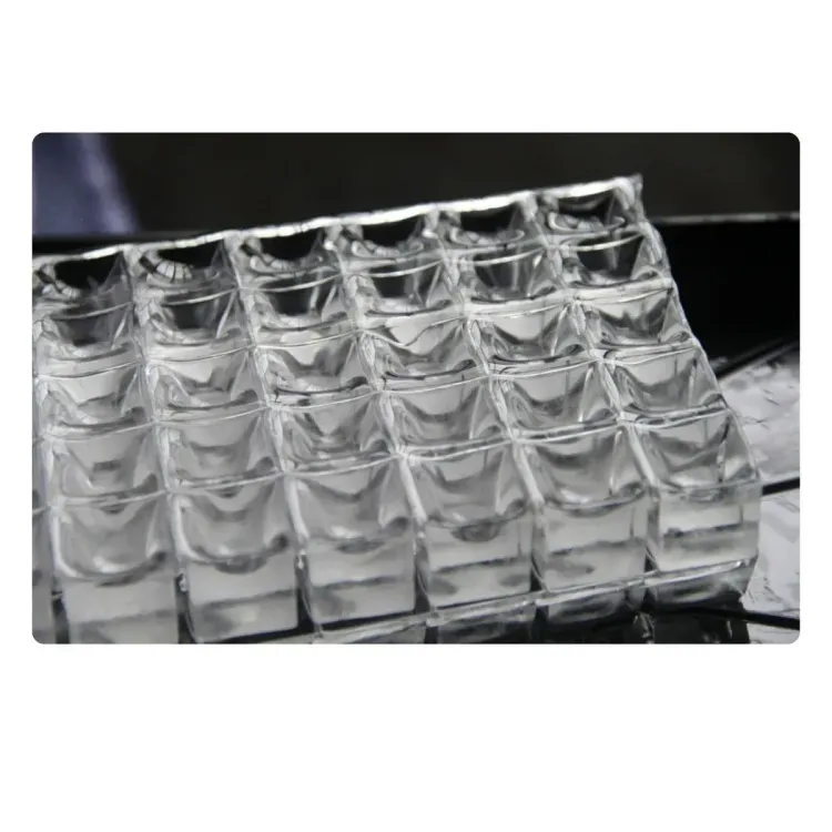 Imagen del anuncio: Duncan Benjamin